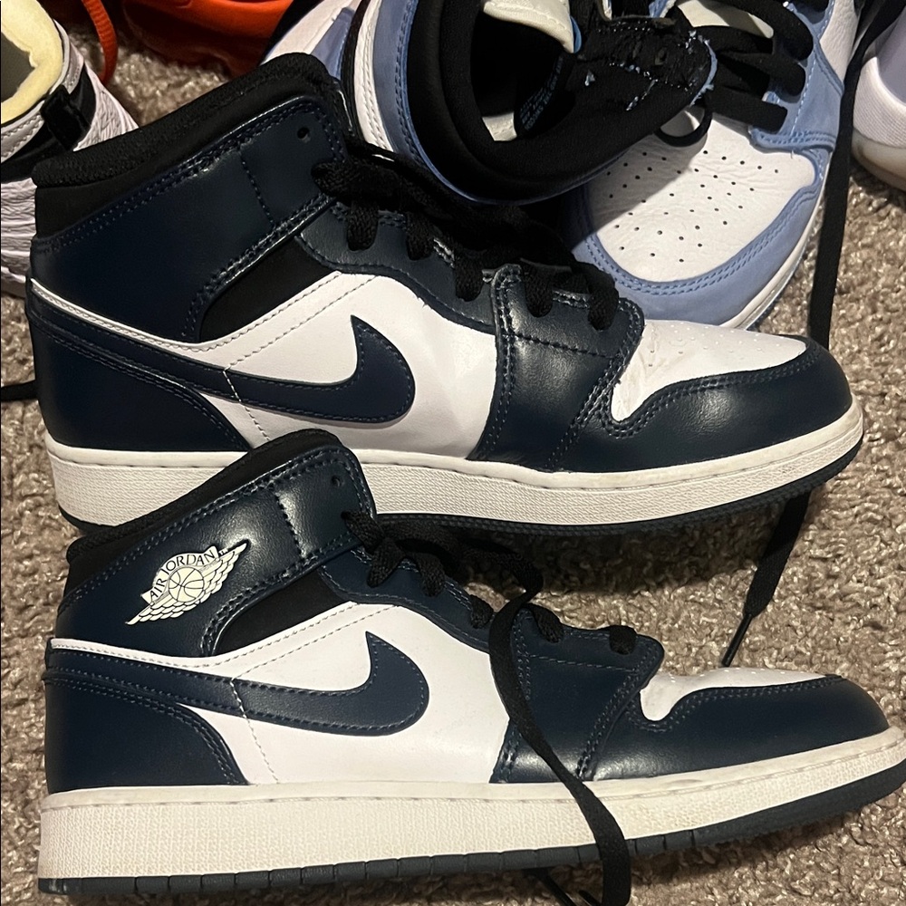Nike Air Jordan Navy Blue
